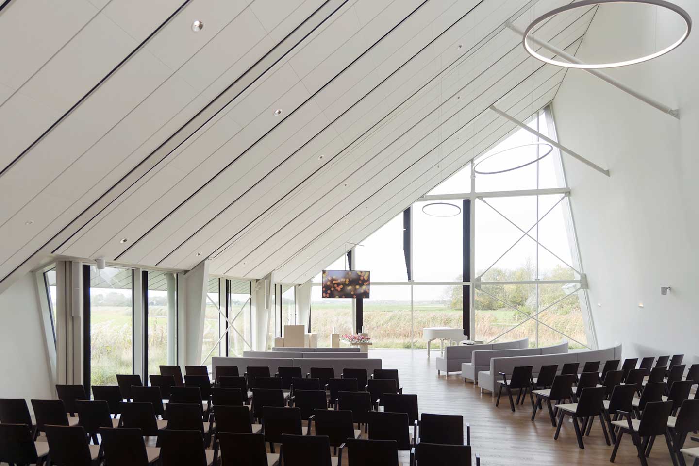Grote aula Crematorium Alkmaar